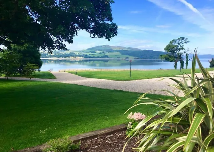 The Red Door Country House Vendégház 4*