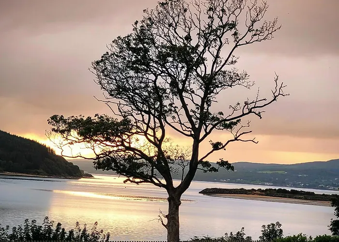 The Red Door Country House