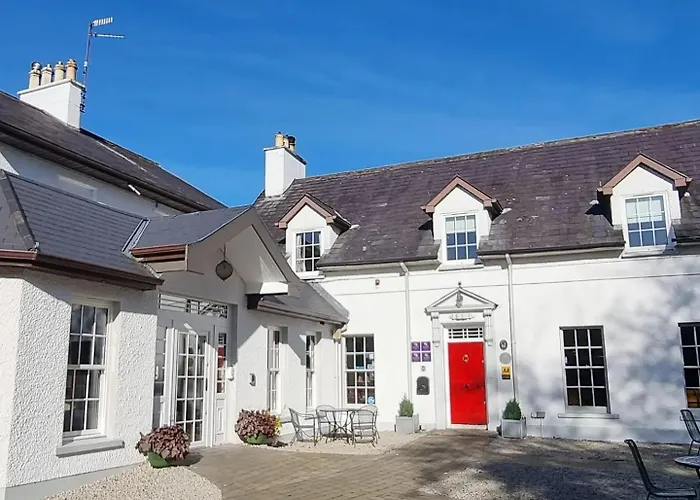 The Red Door Country House Vendégház